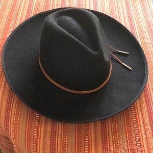 Black felt western hat.  String fit inside.
